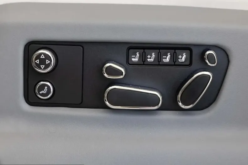 Bentley Bentayga din 2025 cu 6.900 km - oferta BEN199185 - foto 11