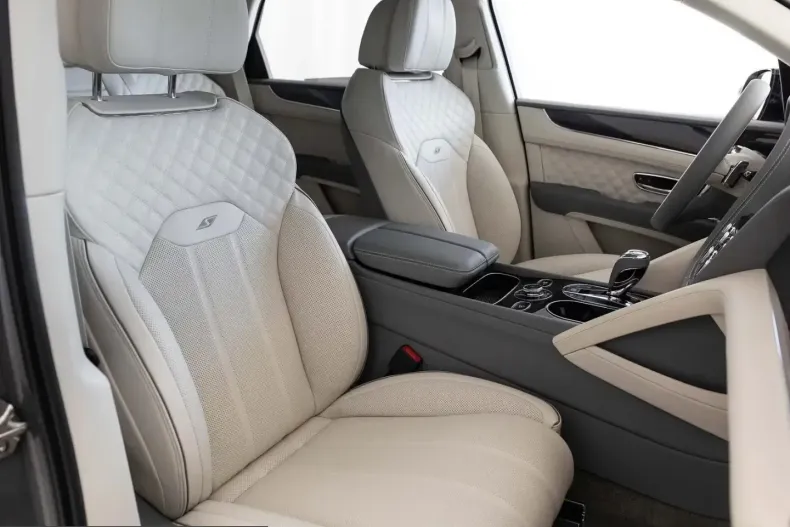 Bentley Bentayga din 2025 cu 6.900 km - oferta BEN199185 - foto 23
