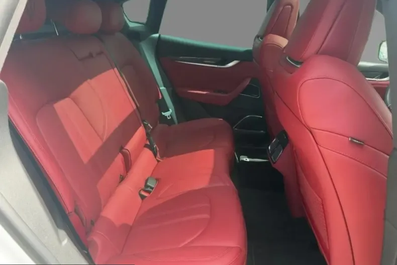 Maserati Levante din 2022 cu 54.400 km - oferta MAS199190 - foto 19