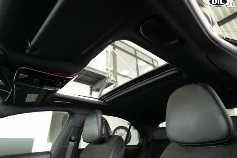 Mercedes-Benz C 300 (Clasa C) din 2022 cu 78.000 km - oferta MER199198 - foto 12