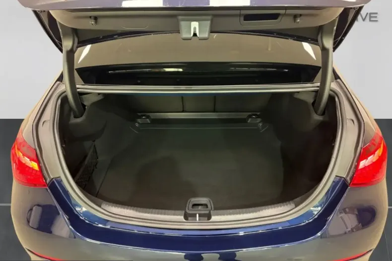 Mercedes-Benz C 200 (Clasa C) din 2022 cu 62.317 km - oferta MER199199 - foto 16