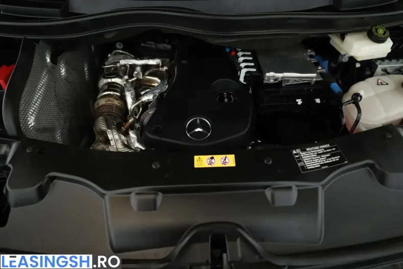 Mercedes-Benz V 300 (Clasa V) din 2023 cu 52.300 km - oferta MER199201 - foto 7
