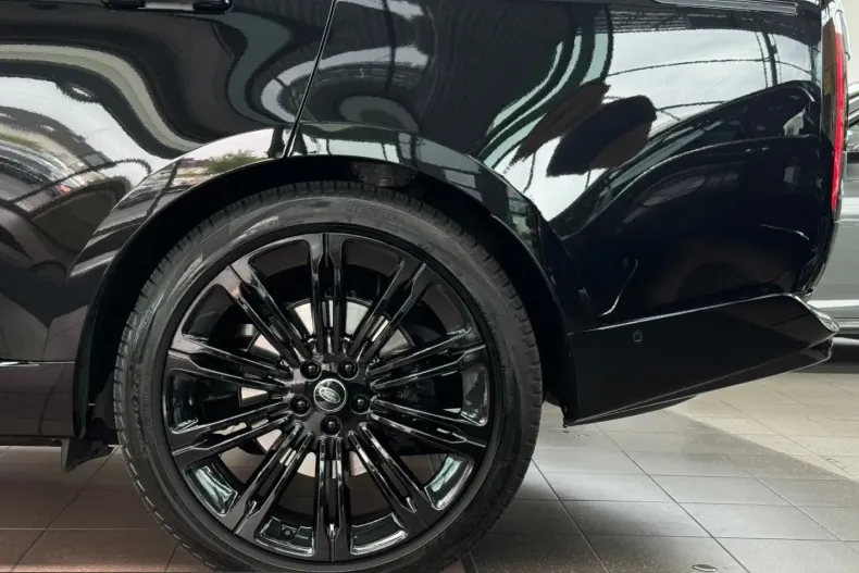 Land Rover Range Rover din 2025 cu 29.000 km - oferta LAN199204 - foto 12