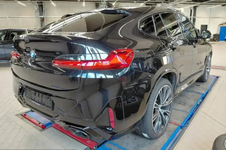 BMW X4 (Seria X) din 2024 cu 39.800 km - oferta BMW199209 - foto 3