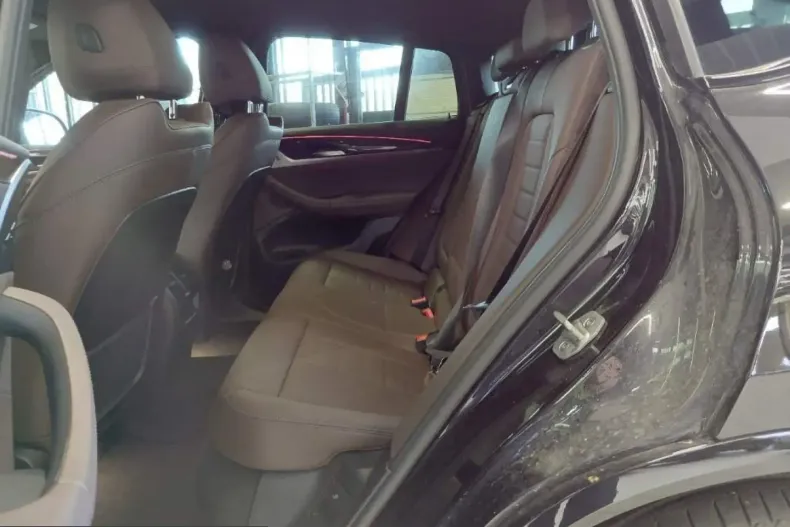 BMW X4 (Seria X) din 2024 cu 39.800 km - oferta BMW199209 - foto 7