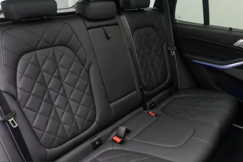 BMW X5 M60 (Seria X) din 2024 cu 17.669 km - oferta BMW199210 - foto 30