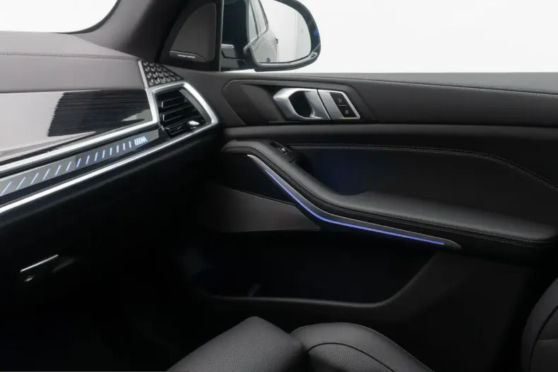 BMW X5 M60 (Seria X) din 2024 cu 17.669 km - oferta BMW199210 - foto 35