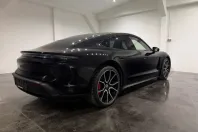 Porsche Taycan din 2022 cu 41.500 km - oferta POR199218 - foto 8