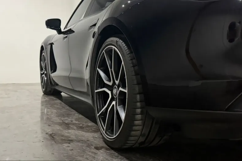 Porsche Taycan din 2022 cu 41.500 km - oferta POR199218 - foto 11