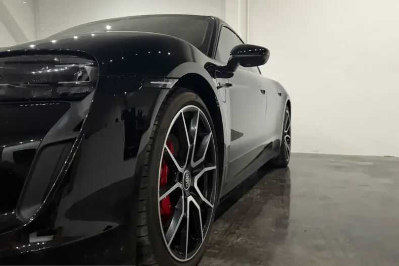 Porsche Taycan din 2022 cu 41.500 km - oferta POR199218 - foto 20