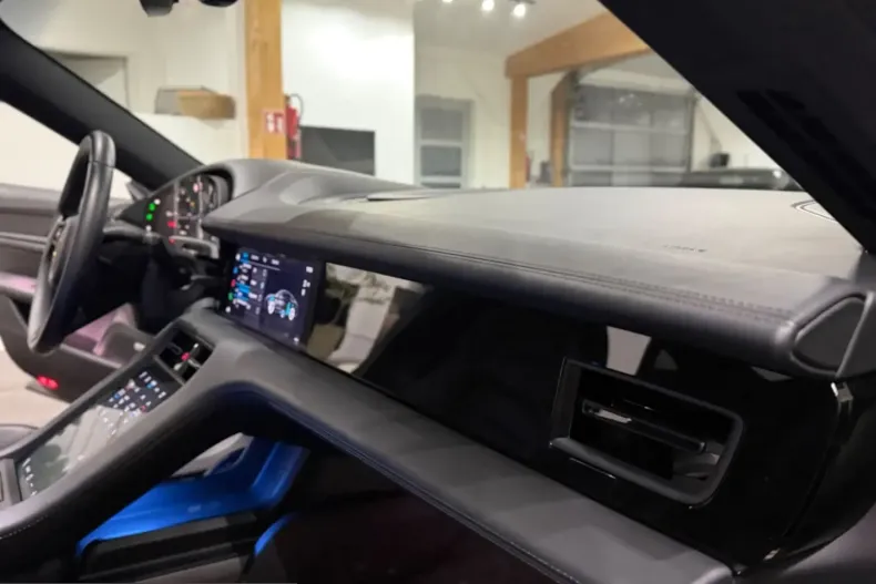 Porsche Taycan din 2022 cu 41.500 km - oferta POR199218 - foto 34