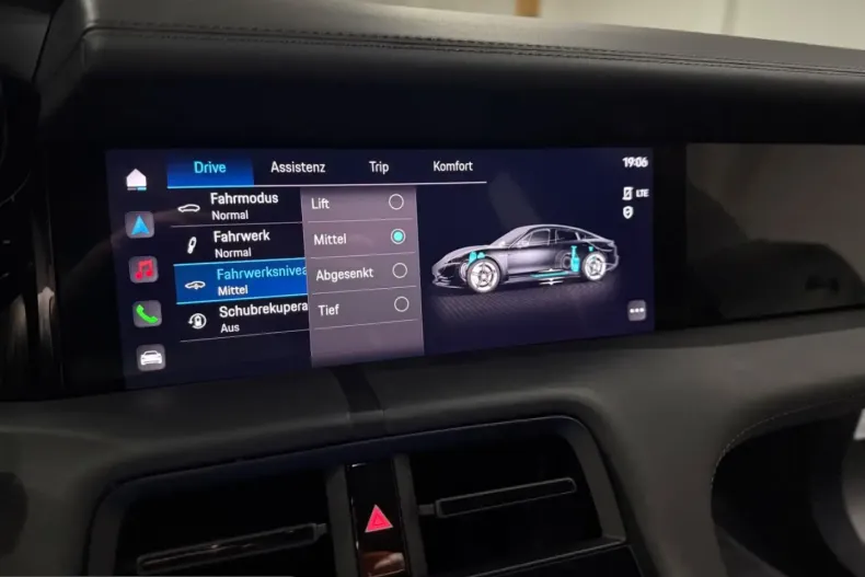 Porsche Taycan din 2022 cu 41.500 km - oferta POR199218 - foto 40