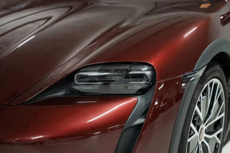 Porsche Taycan din 2022 cu 42.900 km - oferta POR199219 - foto 13