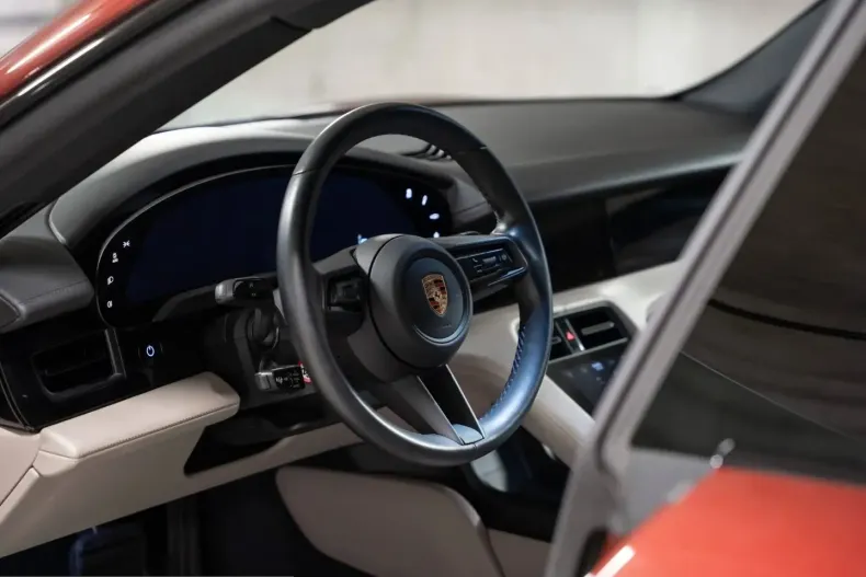 Porsche Taycan din 2022 cu 42.900 km - oferta POR199219 - foto 27