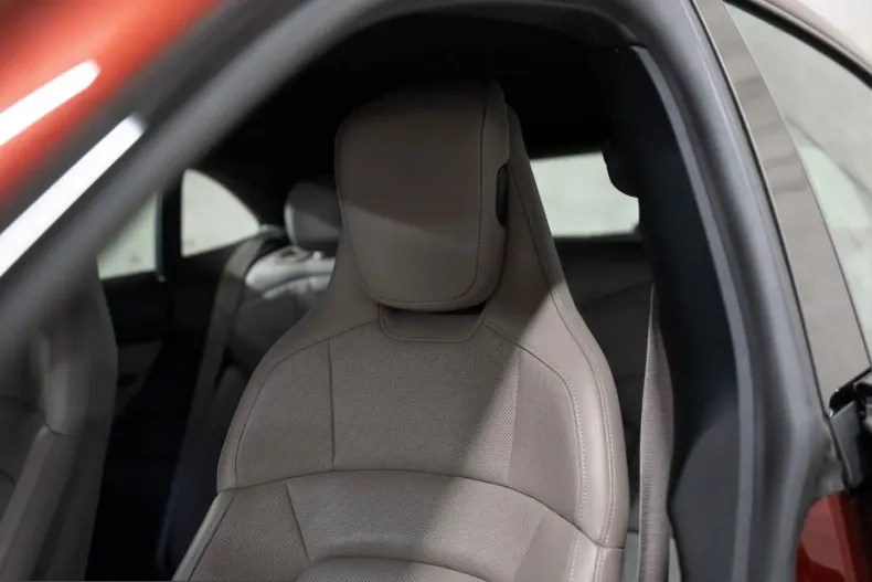 Porsche Taycan din 2022 cu 42.900 km - oferta POR199219 - foto 35