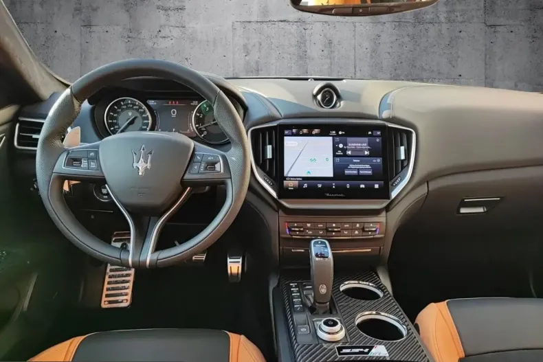 Maserati Ghibli din 2024 cu 200 km - oferta MAS199223 - foto 9