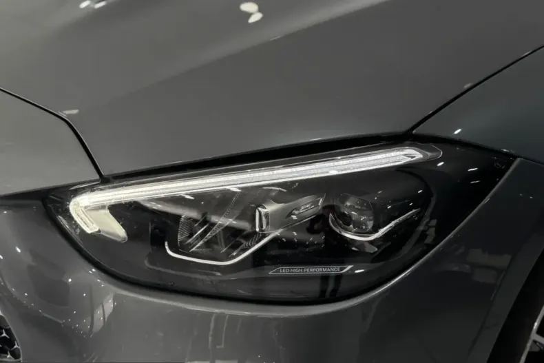 Mercedes-Benz C 200 (Clasa C) din 2022 cu 118.000 km - oferta MER199228 - foto 30