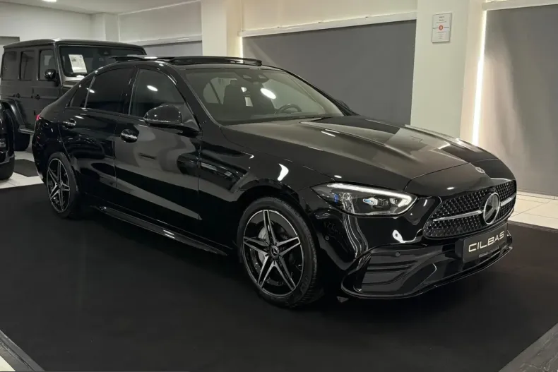 Mercedes-Benz C 300 (Clasa C) din 2022 cu 67.240 km - oferta MER199229 - foto 5