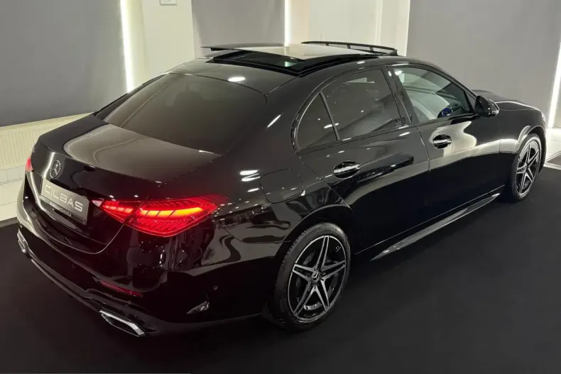 Mercedes-Benz C 300 (Clasa C) din 2022 cu 67.240 km - oferta MER199229 - foto 9