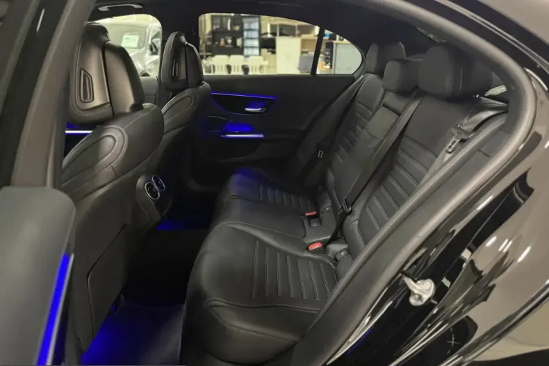 Mercedes-Benz C 300 (Clasa C) din 2022 cu 67.240 km - oferta MER199229 - foto 19