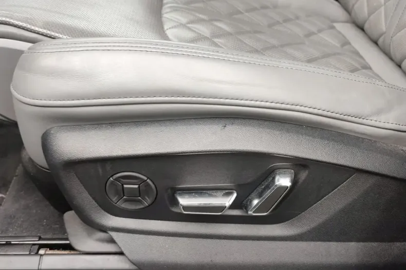 Audi Q8 din 2023 cu 62.749 km - oferta AUD199231 - foto 16