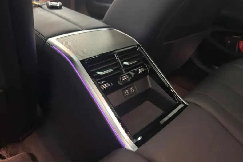 BMW M850 (Seria 8) din 2021 cu 41.801 km - oferta BMW199232 - foto 34