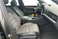 Volkswagen Touareg din 2022 cu 93.230 km - oferta VOL199235 - foto 12