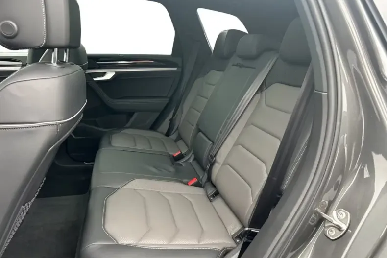 Volkswagen Touareg din 2022 cu 93.230 km - oferta VOL199235 - foto 14