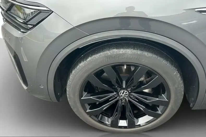 Volkswagen Touareg din 2022 cu 93.230 km - oferta VOL199235 - foto 16