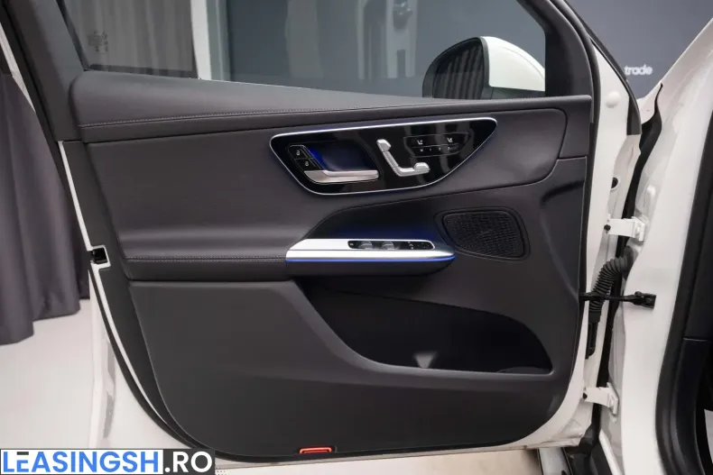 Mercedes-Benz GLC 400 (Clasa GLC) din 2023 cu 19.800 km - oferta MER199236 - foto 24