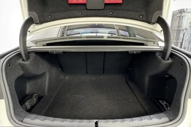 BMW M3 (Seria 3) din 2024 cu 16.350 km - oferta BMW199237 - foto 31