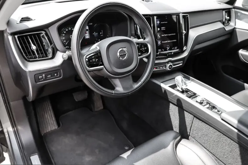 Volvo XC60 din 2021 cu 67.180 km - oferta VOL199241 - foto 4