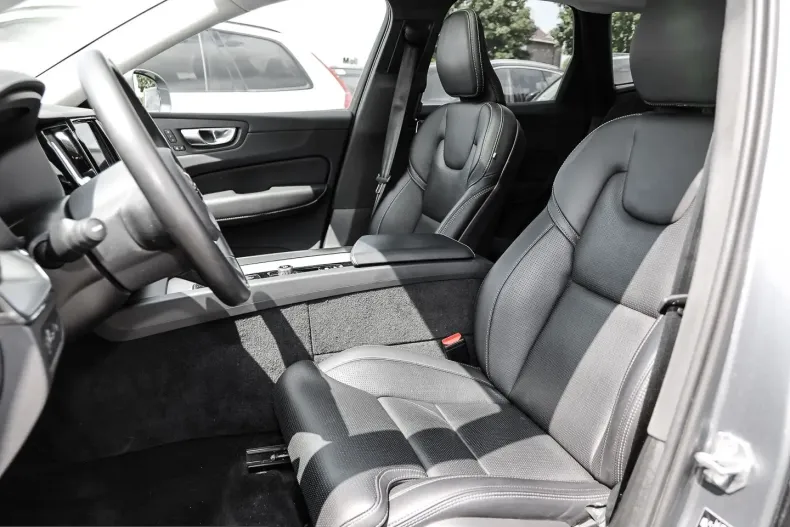 Volvo XC60 din 2021 cu 67.180 km - oferta VOL199241 - foto 7