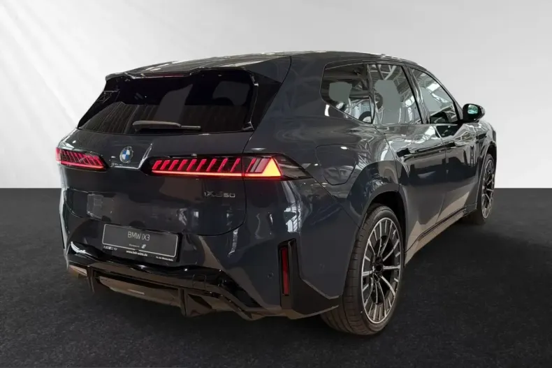 BMW iX3 (Seria X) din 2026 cu 4.000 km - oferta BMW199242 - foto 3