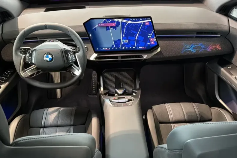 BMW iX3 (Seria X) din 2026 cu 4.000 km - oferta BMW199242 - foto 8