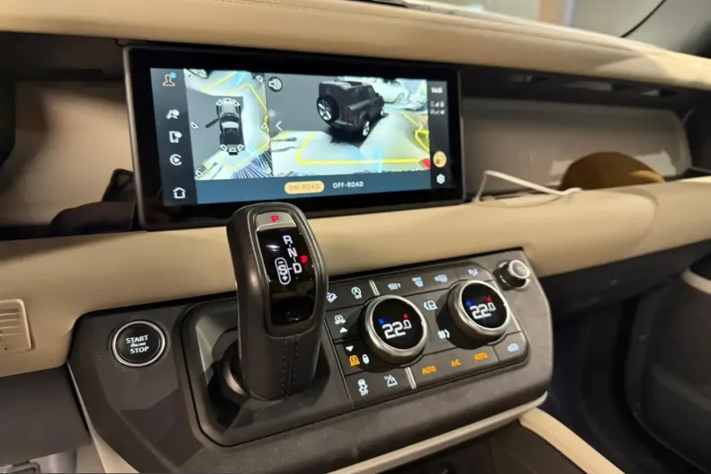 Land Rover Defender din 2024 cu 45.000 km - oferta LAN199244 - foto 17