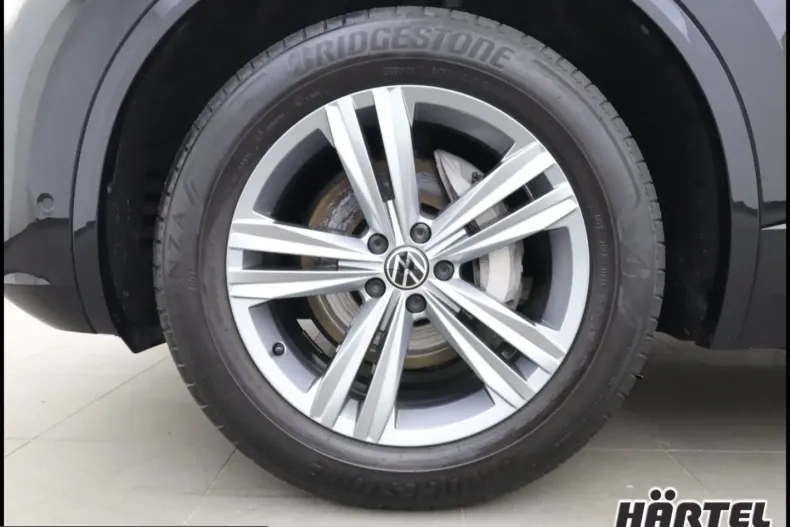 Volkswagen Touareg din 2022 cu 85.200 km - oferta VOL199246 - foto 15