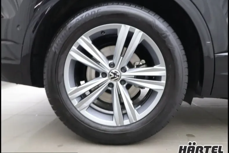 Volkswagen Touareg din 2022 cu 85.200 km - oferta VOL199246 - foto 17