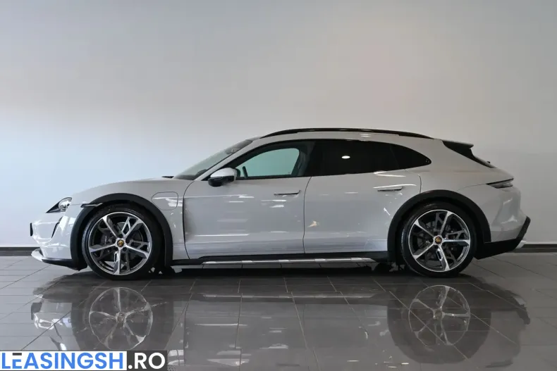 Porsche Taycan din 2022 cu 41.137 km - oferta POR199251 - foto 3