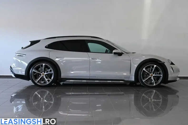 Porsche Taycan din 2022 cu 41.137 km - oferta POR199251 - foto 4