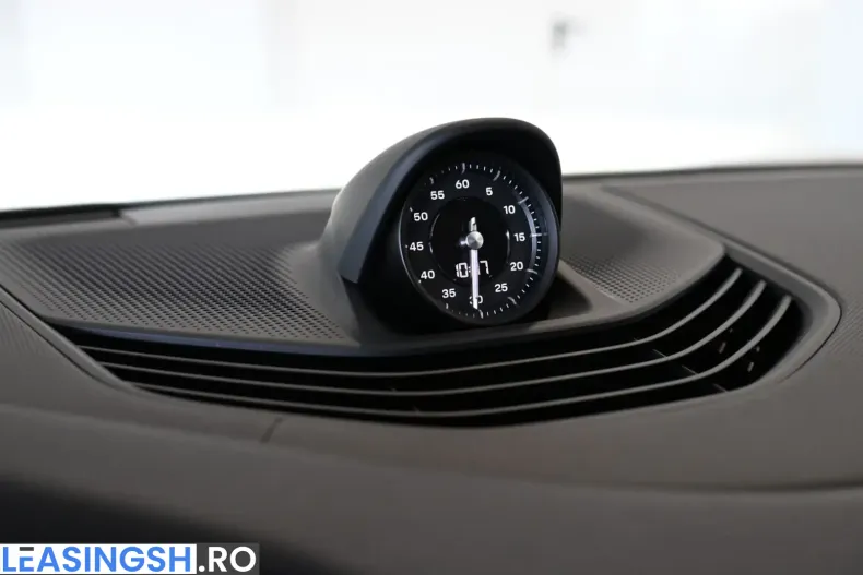 Porsche Taycan din 2022 cu 41.137 km - oferta POR199251 - foto 16