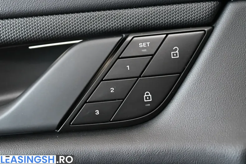 Porsche Taycan din 2022 cu 41.137 km - oferta POR199251 - foto 23