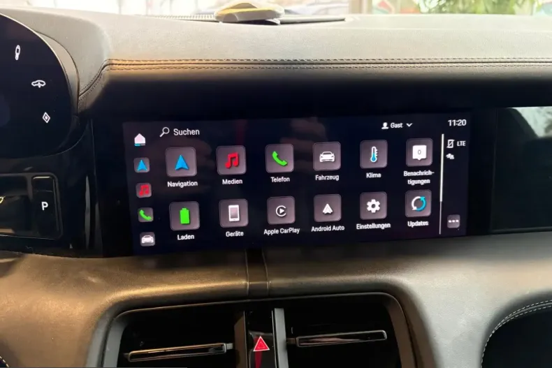 Porsche Taycan din 2022 cu 44.000 km - oferta POR199254 - foto 14