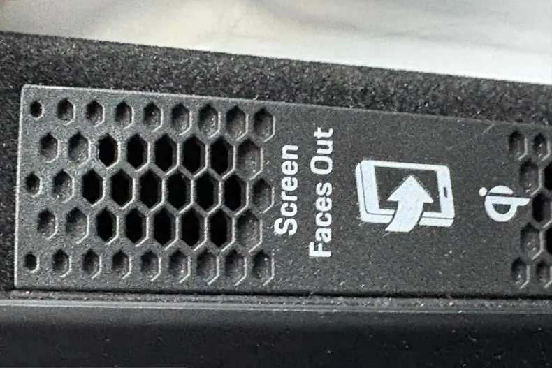 Porsche Taycan din 2022 cu 44.000 km - oferta POR199254 - foto 18