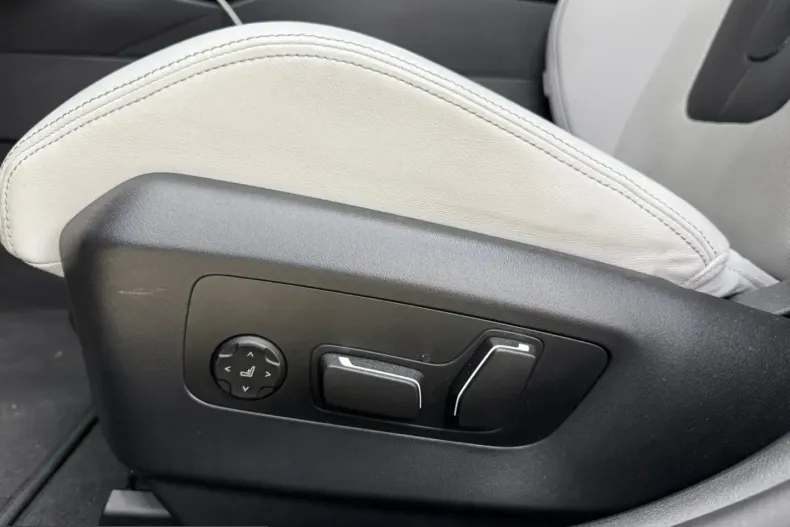 BMW M5 (Seria 5) din 2026 cu 24.000 km - oferta BMW199259 - foto 30