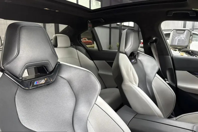 BMW M5 (Seria 5) din 2026 cu 24.000 km - oferta BMW199259 - foto 39