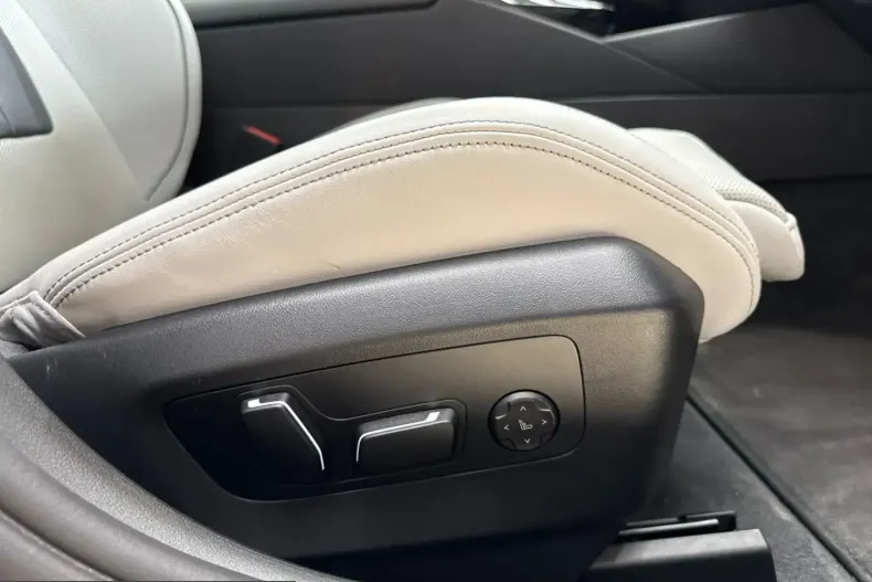 BMW M5 (Seria 5) din 2026 cu 24.000 km - oferta BMW199259 - foto 40