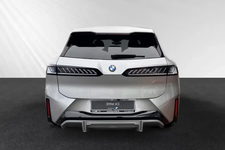 BMW iX3 (Seria X) din 2026 cu 4.000 km - oferta BMW199263 - foto 5