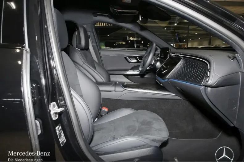 Mercedes-Benz E 300 (Clasa E) din 2025 cu 11.937 km - oferta MER199264 - foto 4