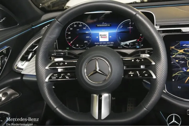 Mercedes-Benz E 300 (Clasa E) din 2025 cu 11.937 km - oferta MER199264 - foto 13